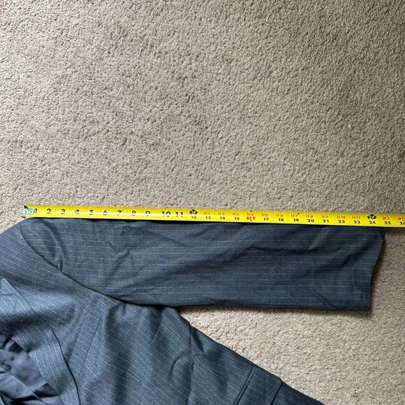 Tommy Hilfiger Blazer Mens 42R 100% Wool Sports Coat 2 Button Close Pockets Grey - Picture 12 of 15